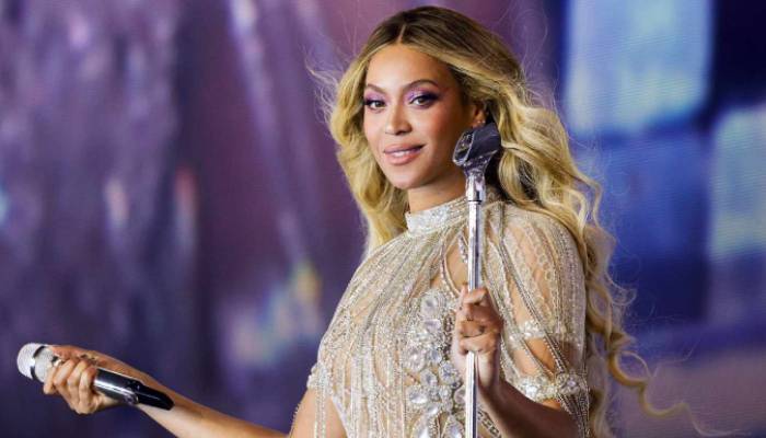 Beyoncé gets support from former bandmate amid Jay-Z child rape claims