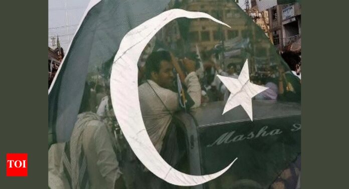 Pakistans-economy-collapsing-Public-debt-rises-to-2868-billion-debt-to-GDP.jpg
